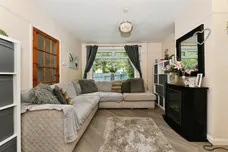 Sealey Crescent, Wells