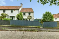 Sealey Crescent, Wells