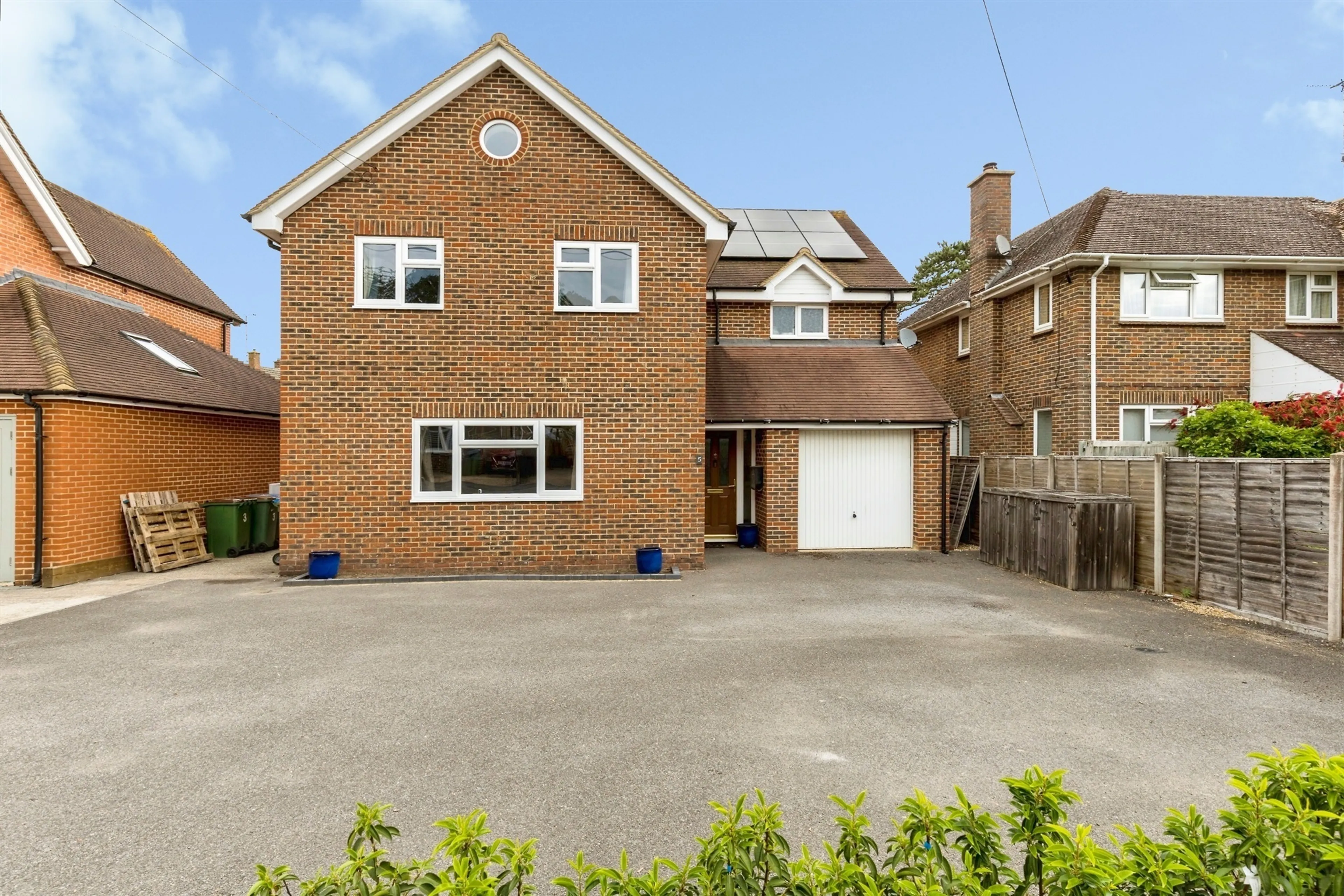 Property photo 0