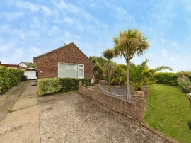 Beryl Road, Harwich thumb 2