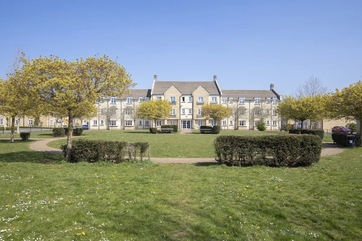 Woodley Green, Witney, OX28
