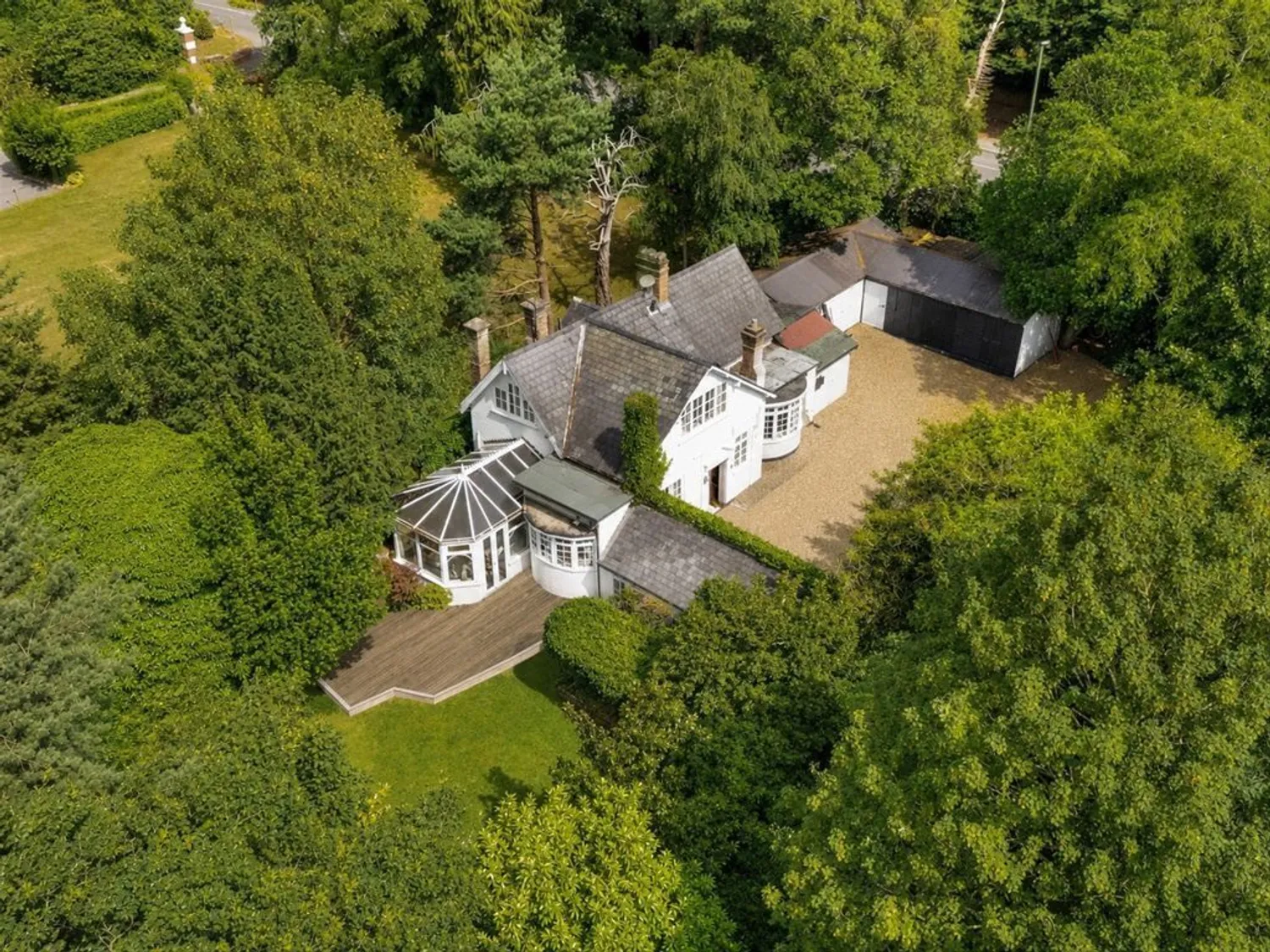 Byfleet Road, Cobham, KT11 photo 18