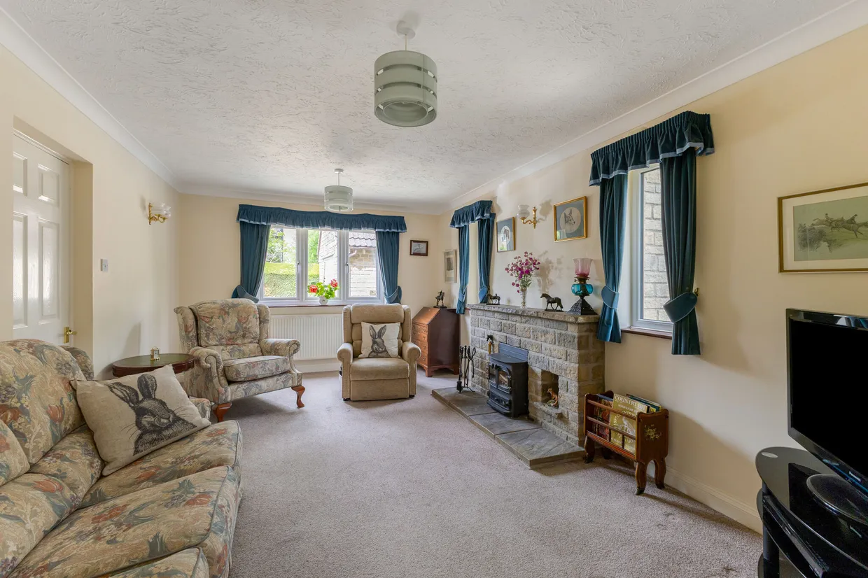 Tormarton Road, Marshfield, SN14 photo 6