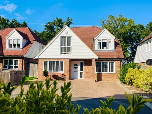 West Close, Polegatephoto