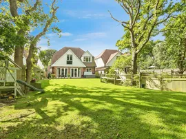 West Close, Polegate thumb 2