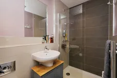 West Close, Polegate