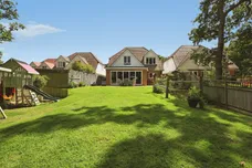 West Close, Polegate