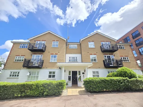 Bramwood Court, Southgate, N14