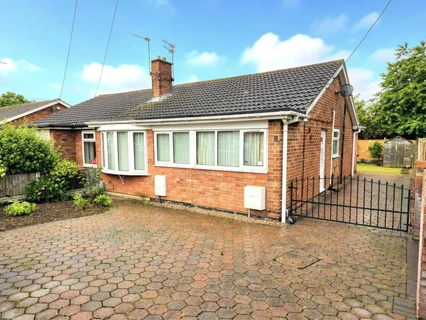 Oakwood Drive, Armthorpe, Doncaster, ...