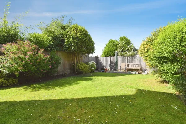 Windsor Way, Rayleigh, Essex, SS6