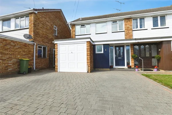Windsor Way, Rayleigh, Essex, SS6