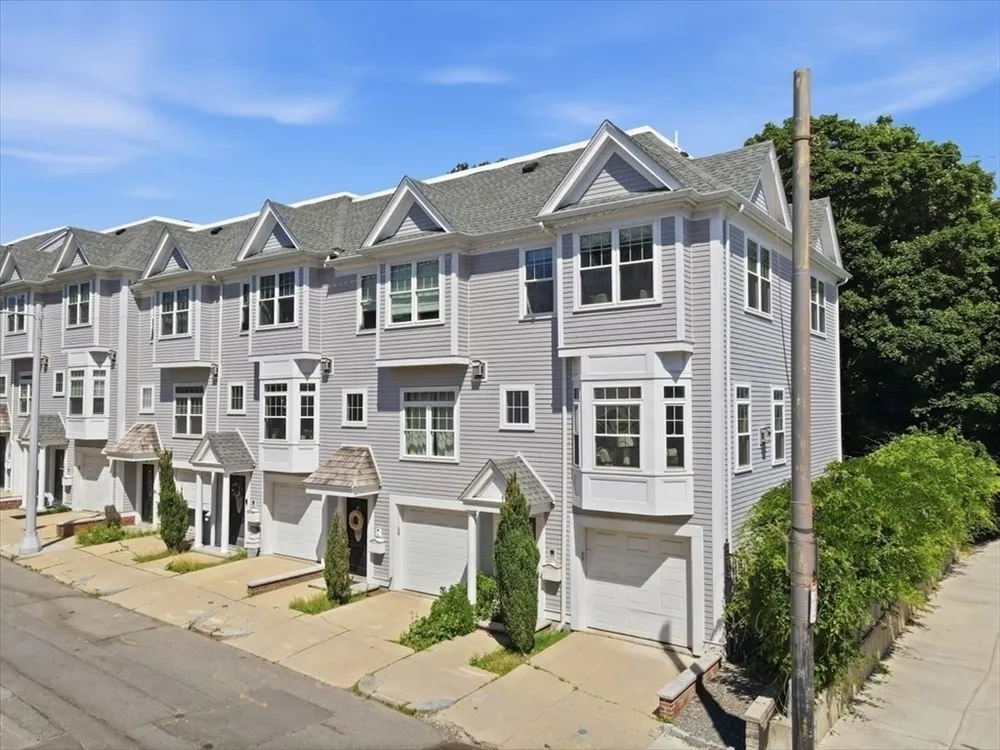 16 Sydney St, Boston, MA 02125