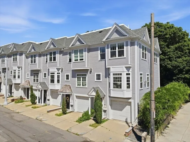 16 Sydney St, Boston, MA 02125