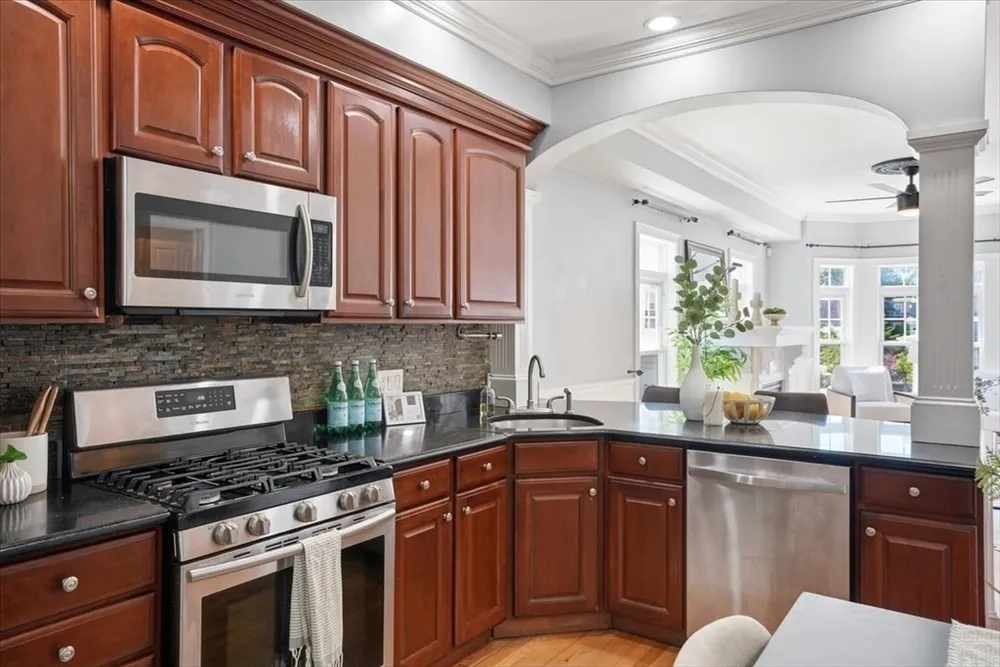 16 Sydney St, Boston, MA 02125