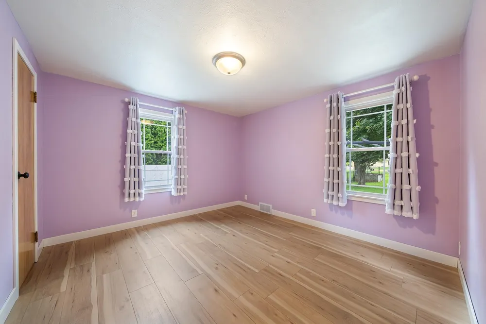 403 W Lincoln Ave, Little Chute, WI 54140