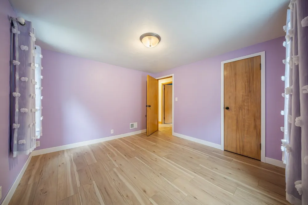 403 W Lincoln Ave, Little Chute, WI 54140