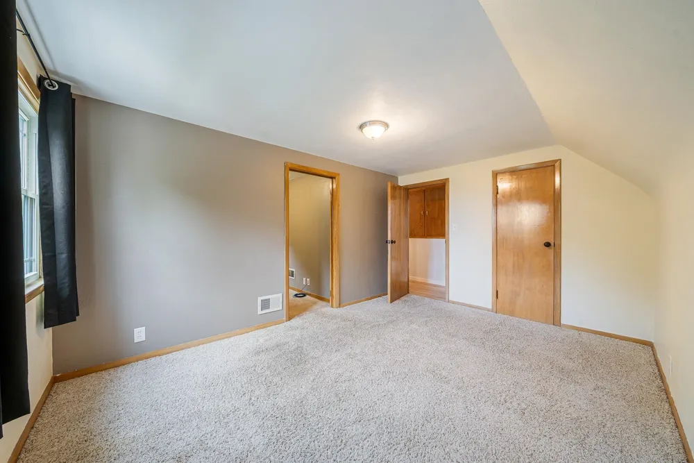403 W Lincoln Ave, Little Chute, WI 54140