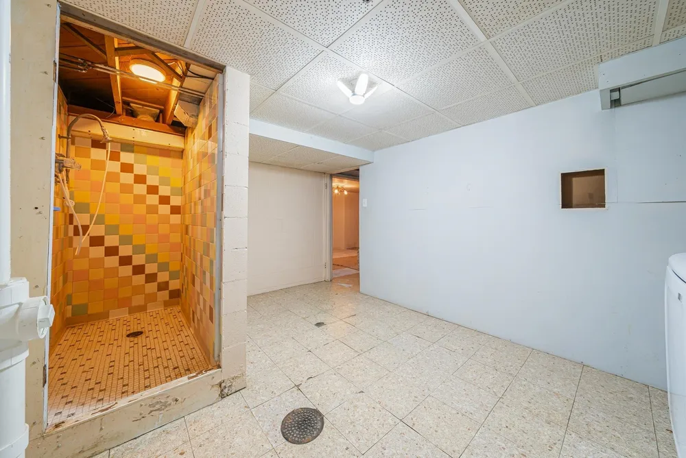 403 W Lincoln Ave, Little Chute, WI 54140