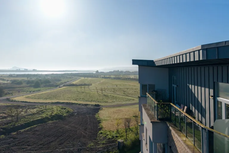 Penthouse Apartment, 90 Oak House, Silverbanks, Baldoyle, Dublin 13, D13H2YK