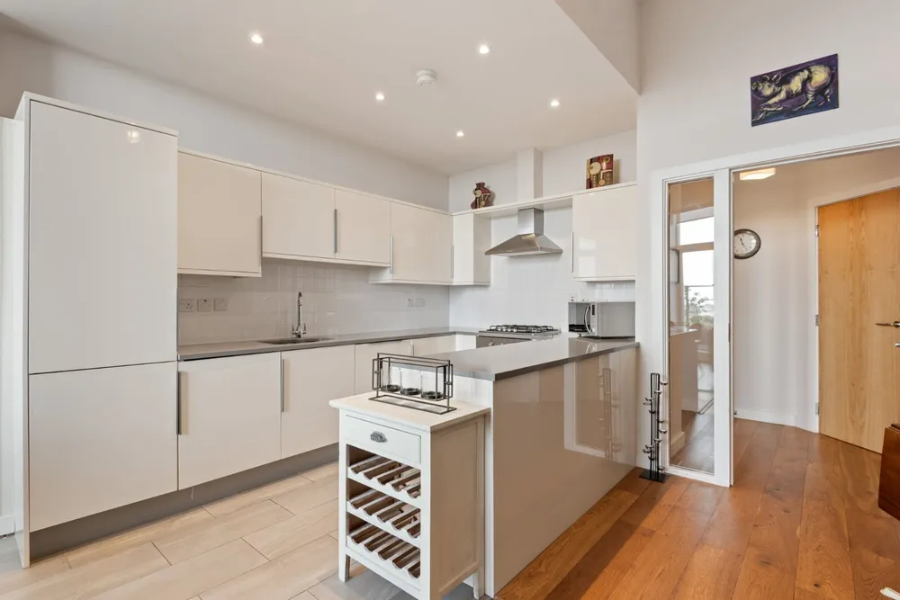 Penthouse Apartment, 90 Oak House, Silverbanks, Baldoyle, Dublin 13, D13H2YK