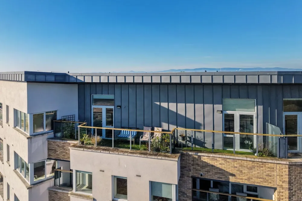 Penthouse Apartment, 90 Oak House, Silverbanks, Baldoyle, Dublin 13, D13H2YK