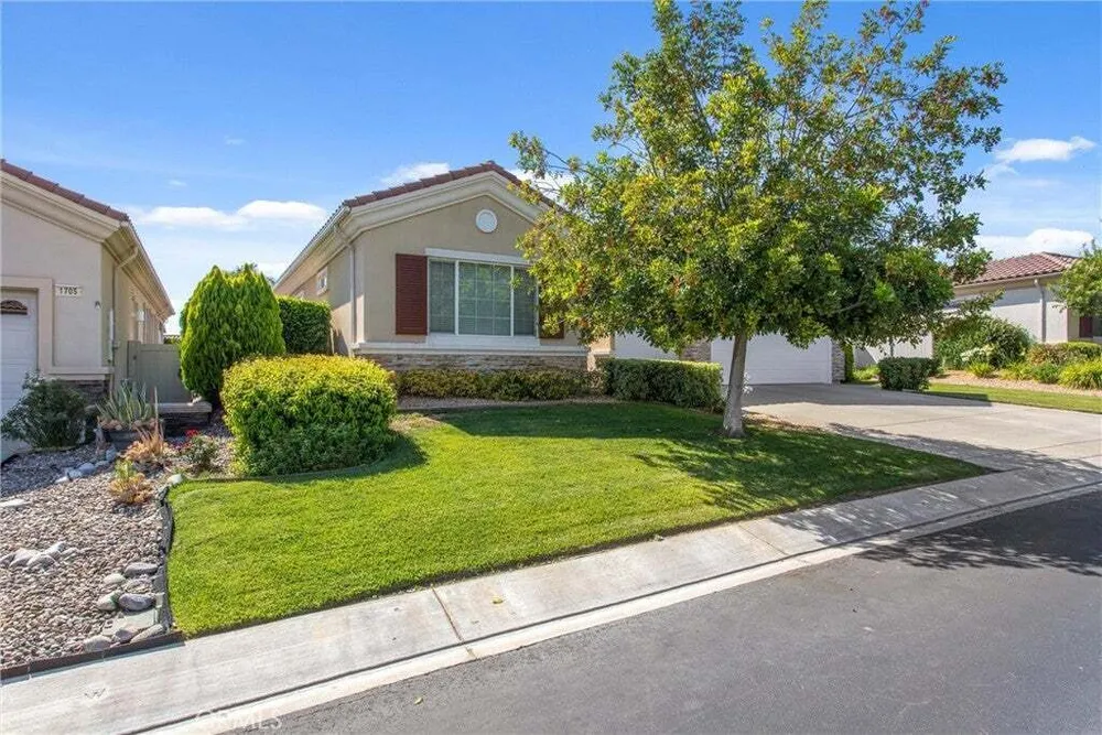 1709 Reyes Ln, Beaumont, CA 92223