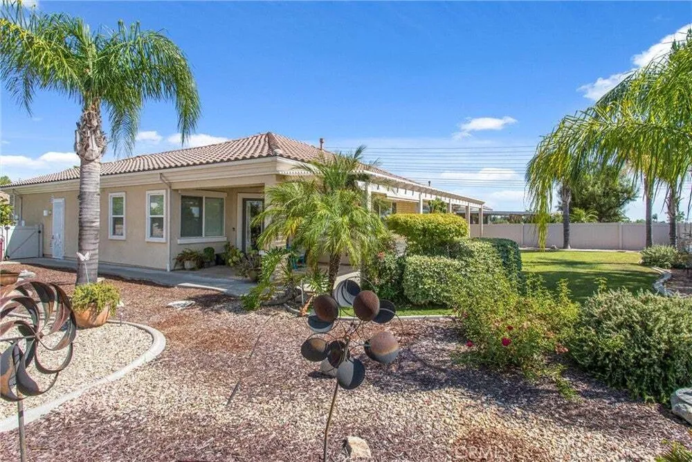 1709 Reyes Ln, Beaumont, CA 92223
