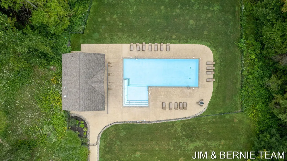 3477 Palmer Dr, Saugatuck, MI 49453-9461