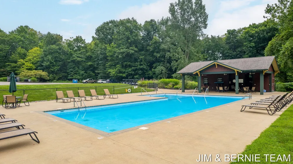 3477 Palmer Dr, Saugatuck, MI 49453-9461