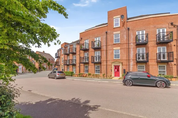 Summerlin Drive, Woburn Sands, Milton...