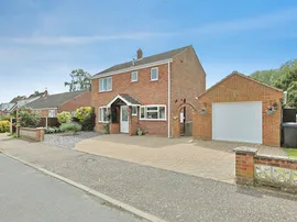 Gregs Close, Mattishall, Dereham photo