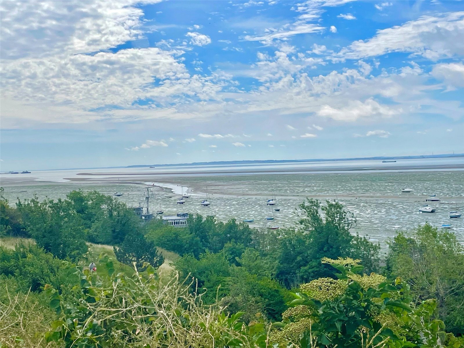 Cliff Parade, Leigh-on-Sea, Essex, SS9 Image 3
