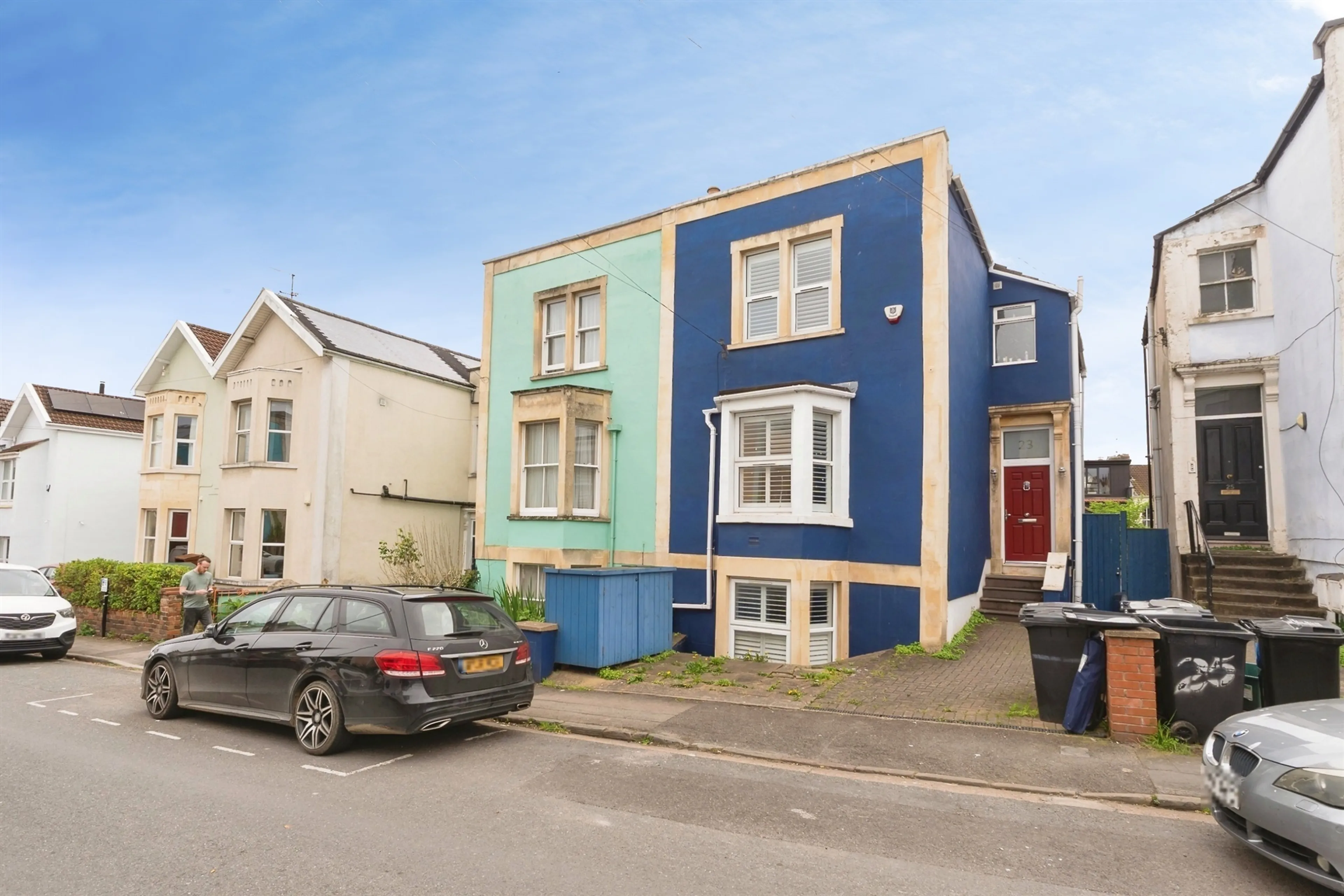 Property photo 0