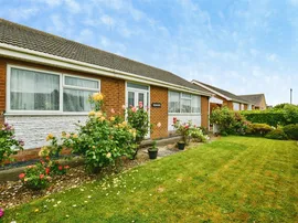 Broadway, Sutton-On-Sea, Mablethorpe photo
