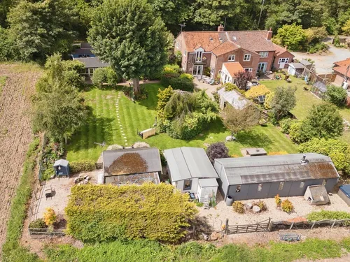 Bridge Road, High Kelling, Holtphoto