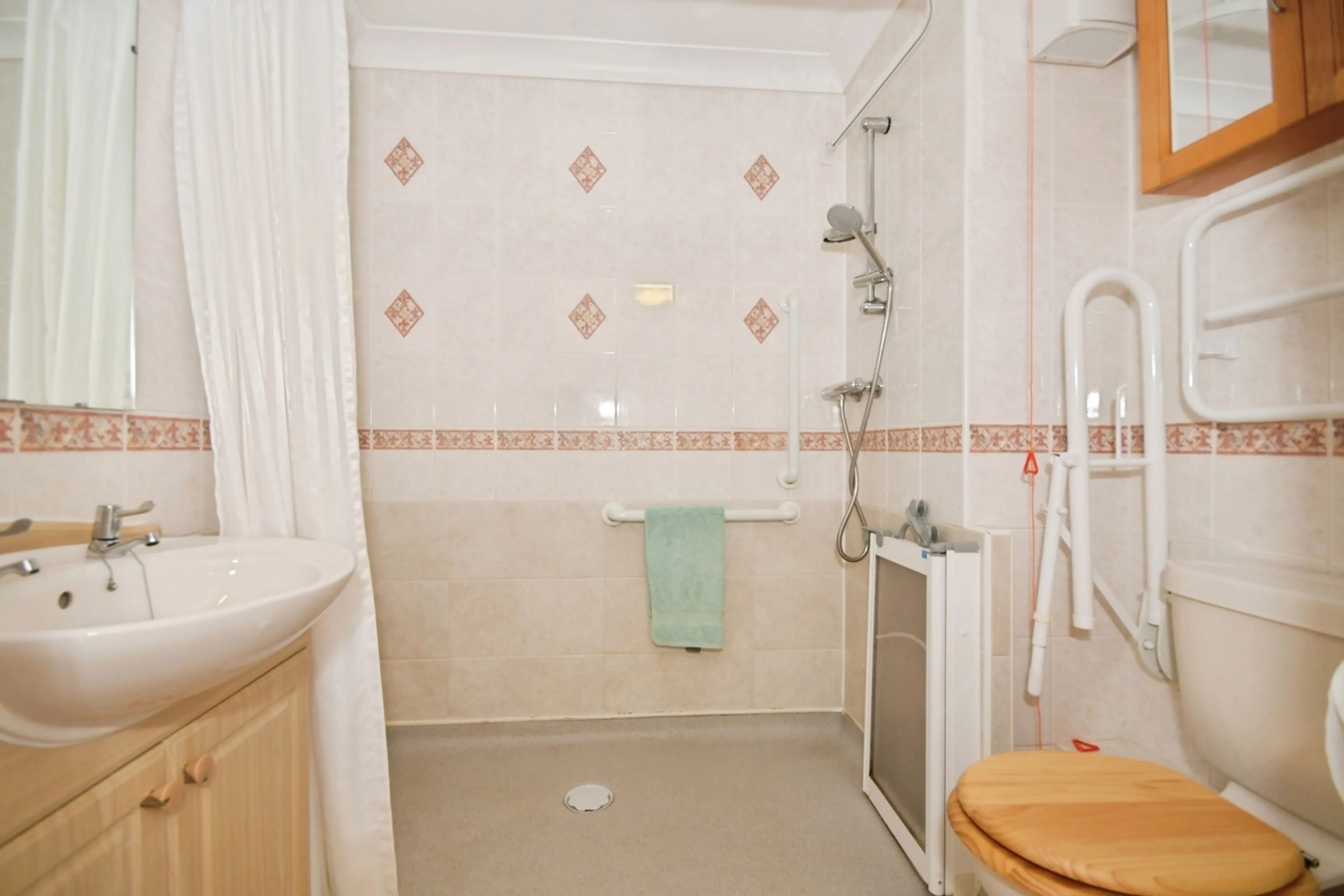 Photo 4