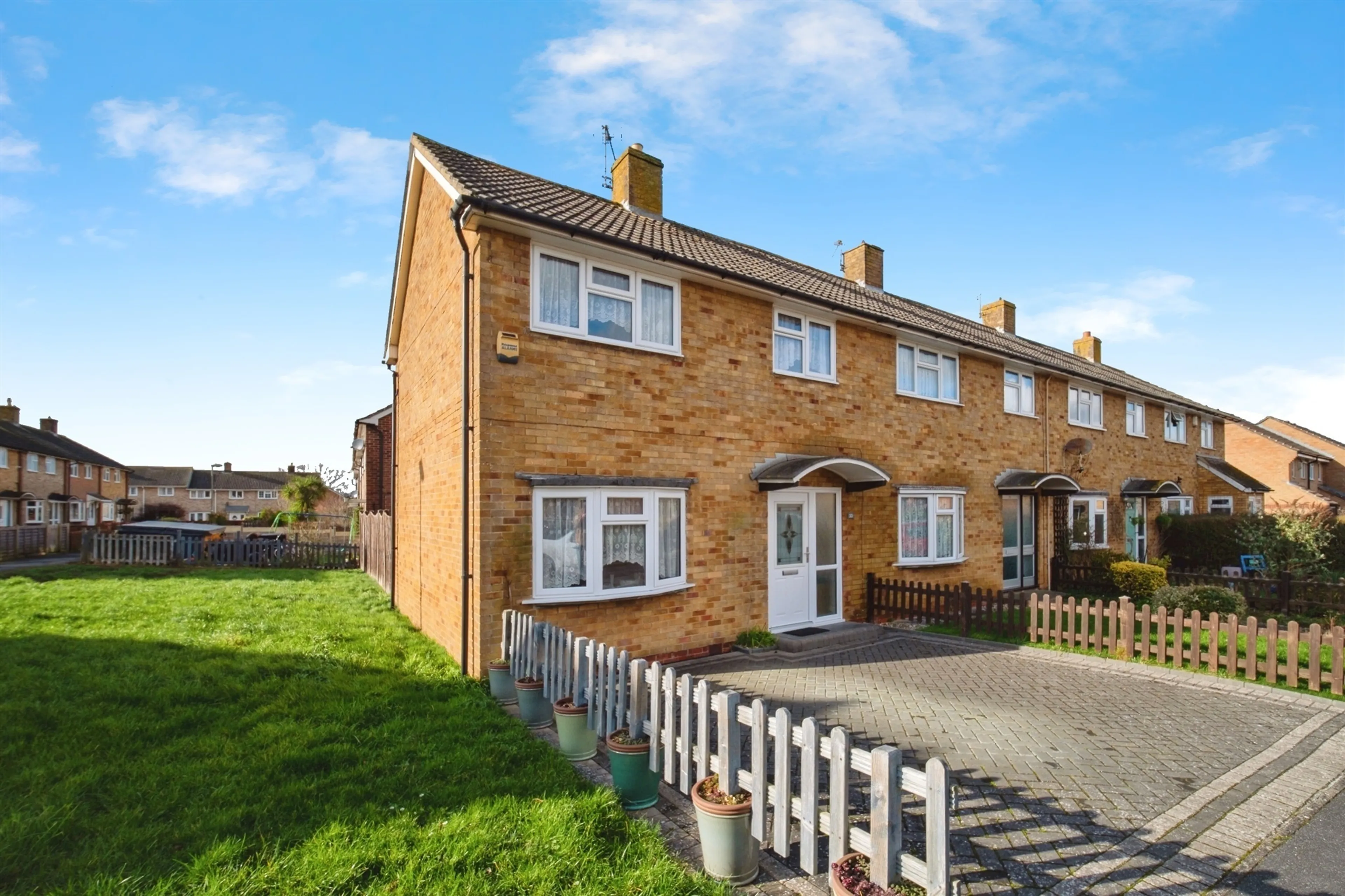 Property photo 0