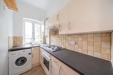 Trinity Crescent, London, SW17 photo 2