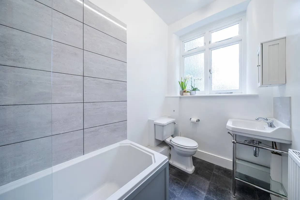 Trinity Crescent, London, SW17 photo 9