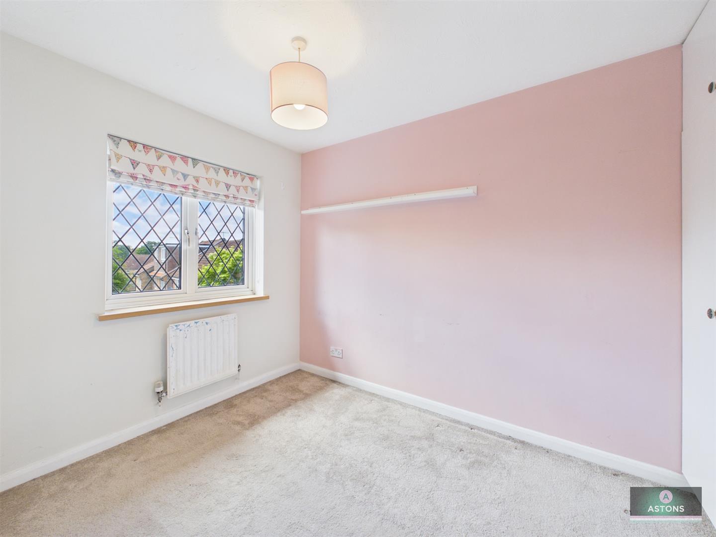 Casher Road, Maidenbower Image 15