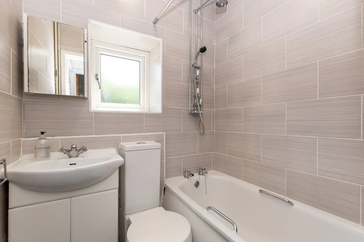 Hendrewen Road, Bangor, Gwynedd, LL57