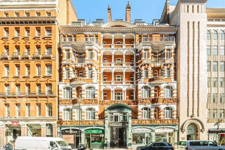 Westminster Palace Gardens, London, SW1P