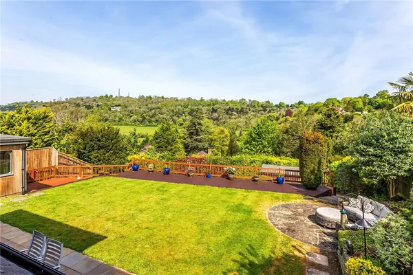 Hethersett Close, Reigate, RH2 photo 2