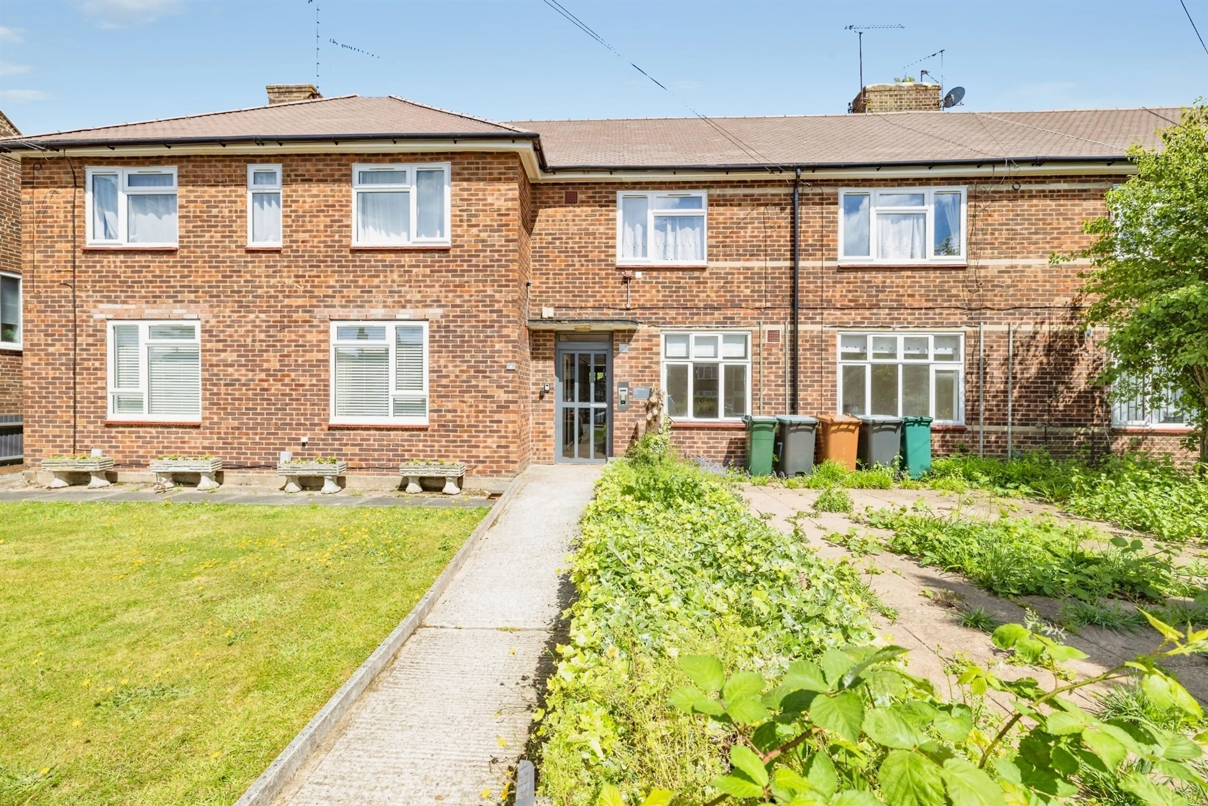 Property photo 0