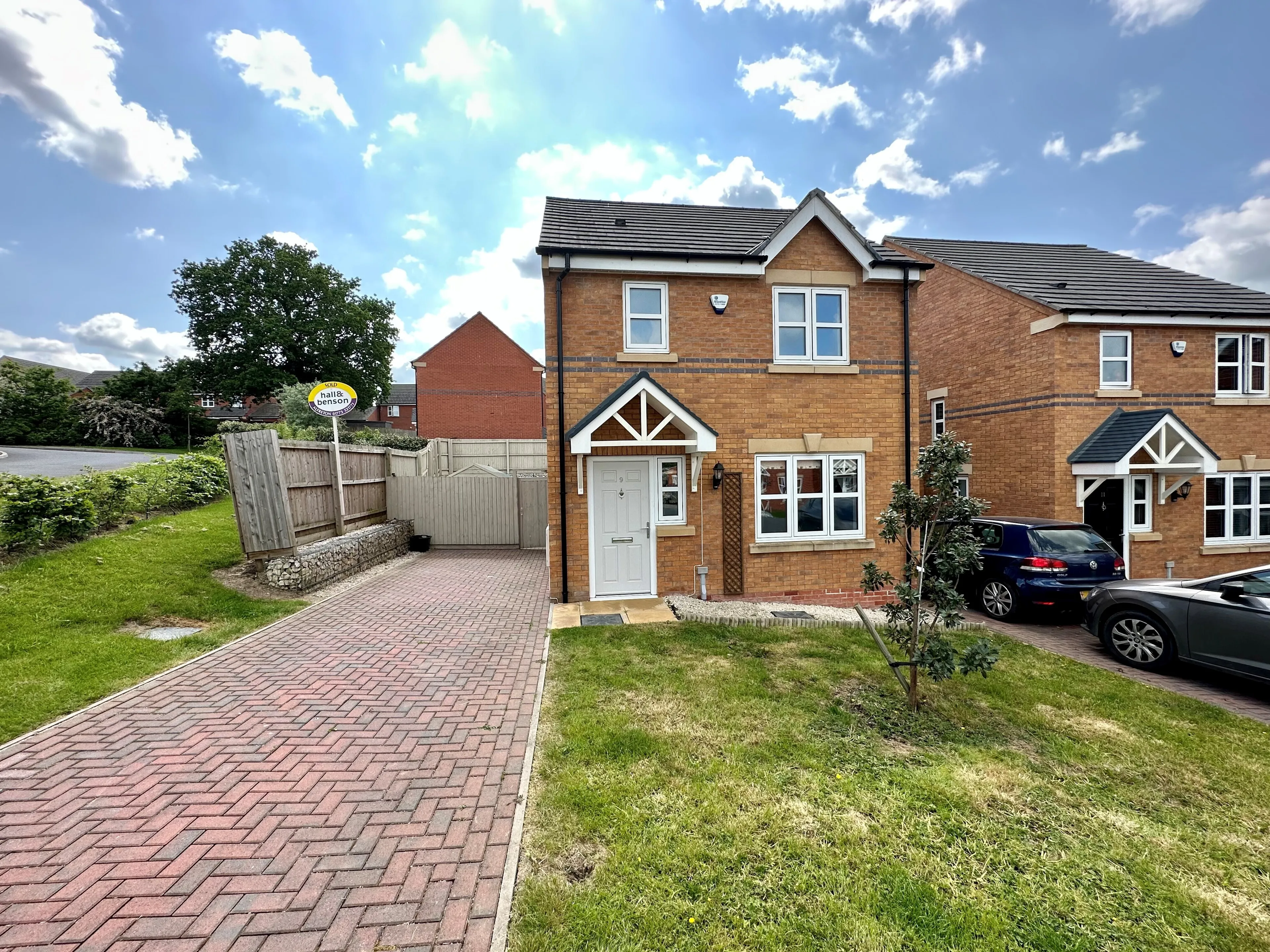 Property photo 0