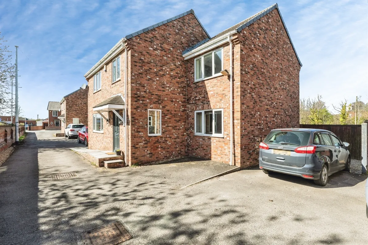 Weeland Road, Knottingley