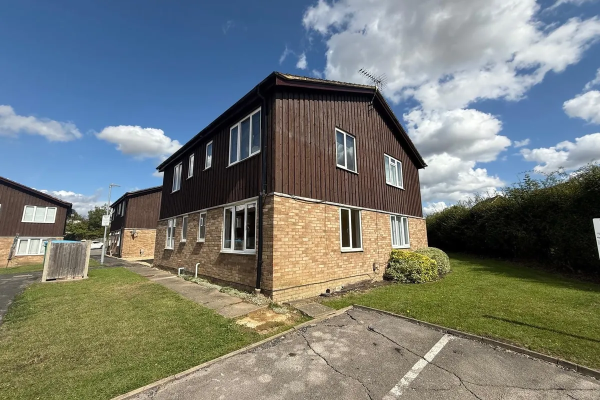 Chequers Court, Aylesbury