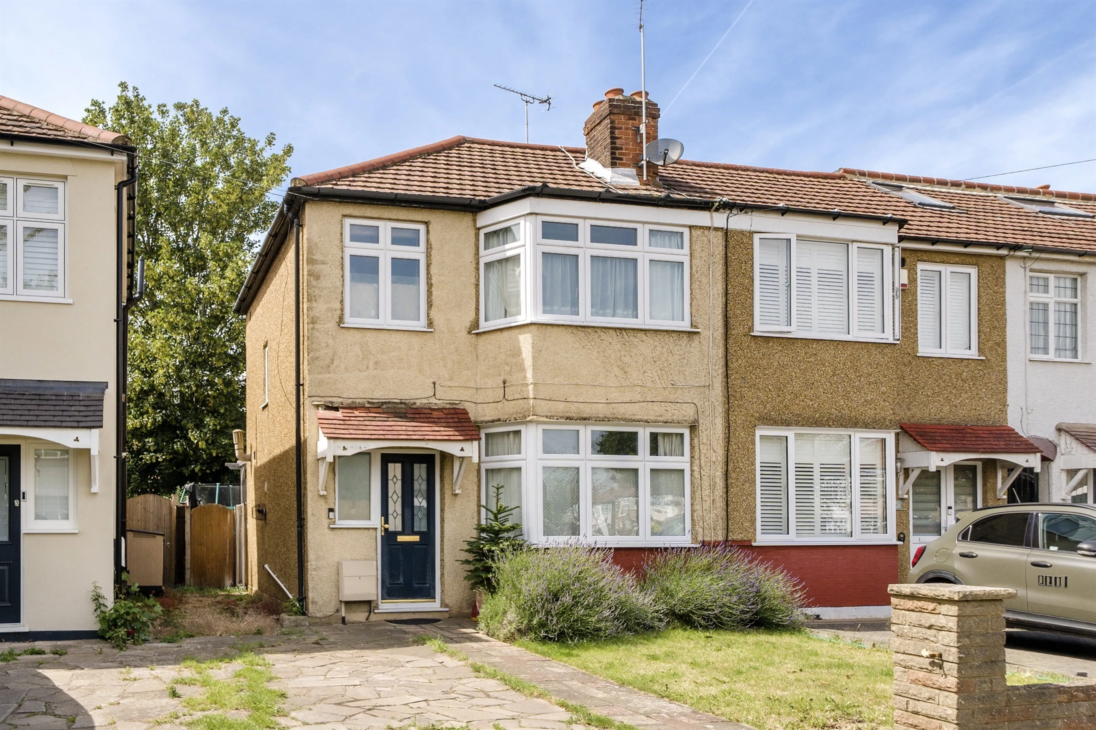 Property at Connaught Avenue, Enfield