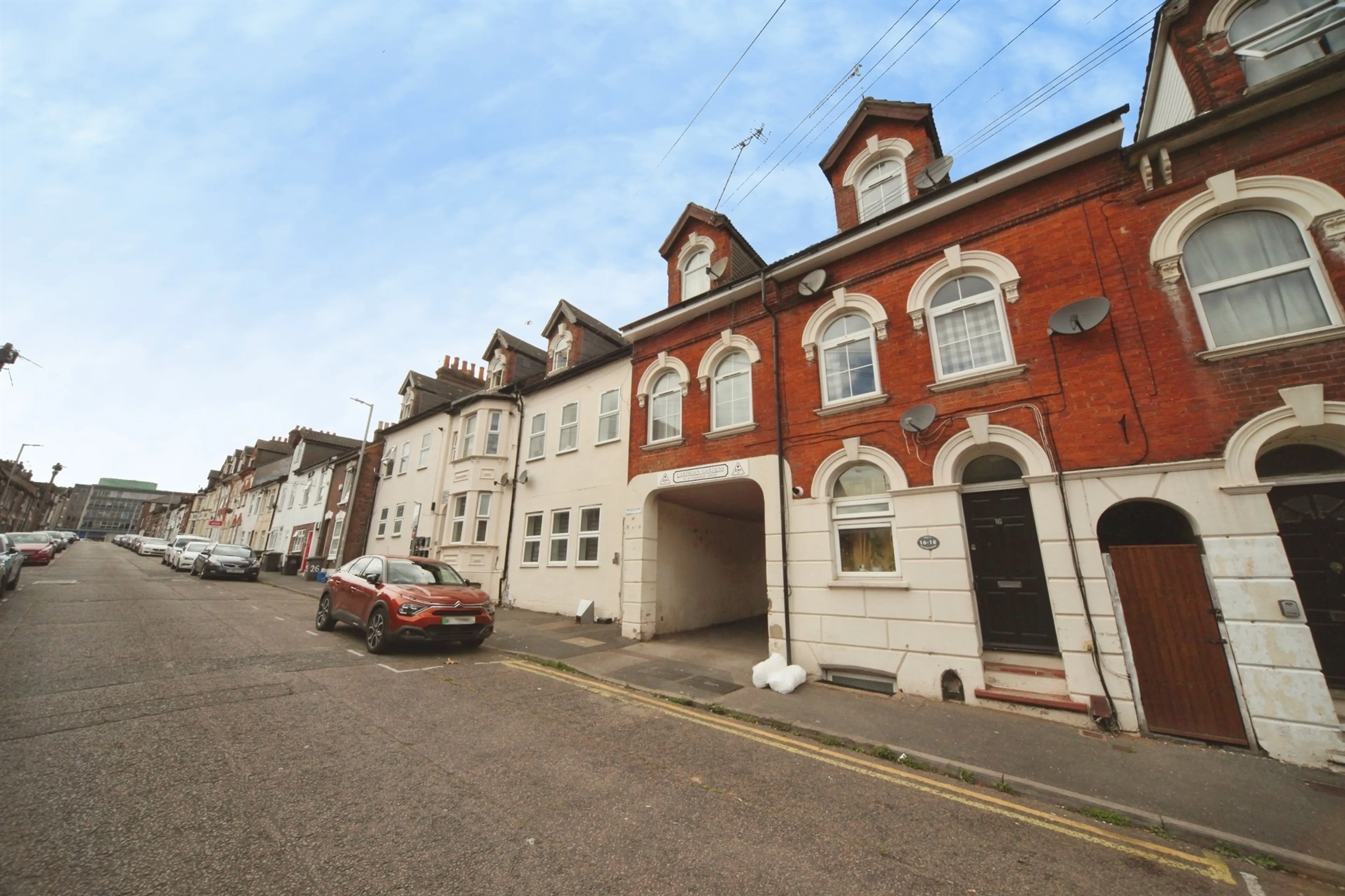 Property photo 0