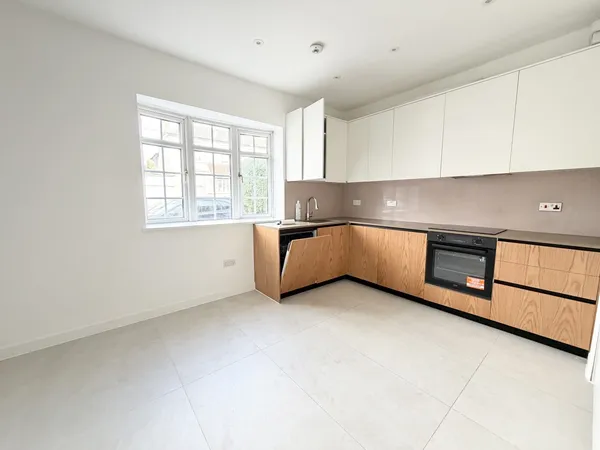 Selsdon Road, South Croydon, CR2
